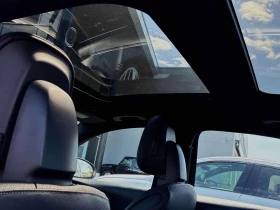 Mercedes-Benz C 300 * 4MATIC Sedan * CARFAX * ОПЦИЯ ЗА ФИНАНСИРАНЕ , снимка 16