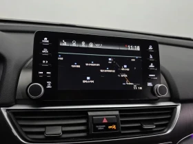 Honda Accord 2.0 Hybrid Touring, снимка 14