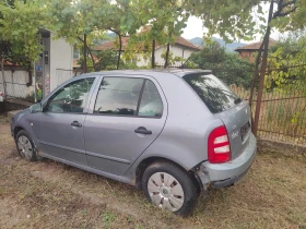 Skoda Fabia 1.2i * КЛИМАТИК * , снимка 3