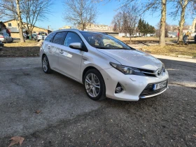 Toyota Auris HYBRID SOUL+ , снимка 2