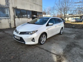 Toyota Auris HYBRID SOUL+ , снимка 1