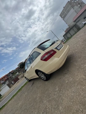 Mercedes-Benz E 200 - 2500 € - 22948654 3