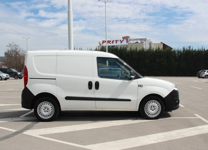 Opel Combo 1.3 CDTI  ТОВАРЕН НОВ ВНОС  , снимка 4 - Автомобили и джипове - 49466520