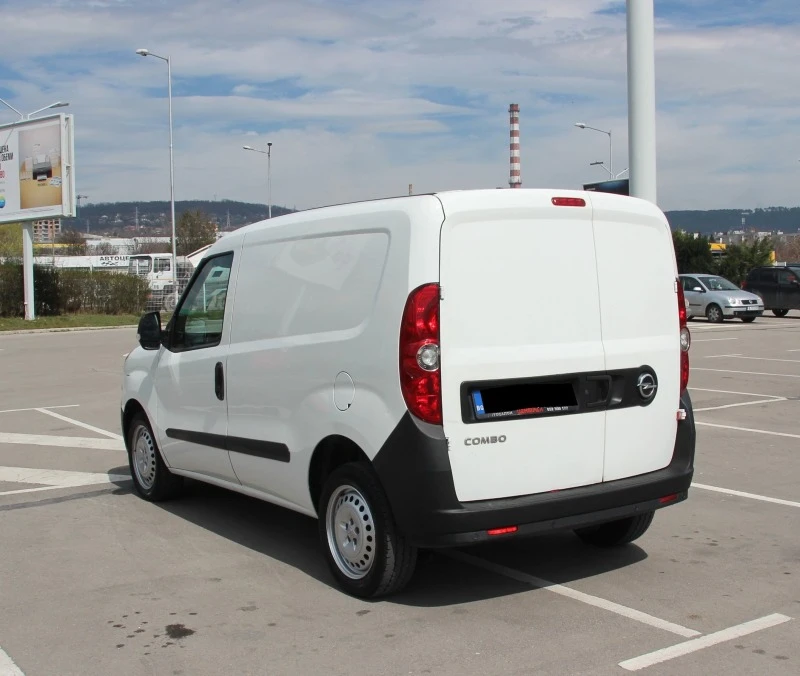 Opel Combo 1.3 CDTI  ТОВАРЕН НОВ ВНОС  , снимка 8 - Автомобили и джипове - 47450446