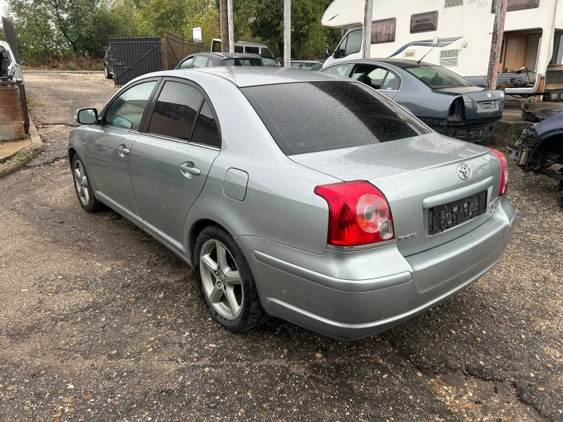 Toyota Avensis 2.2DCAT 177кс. FACE, снимка 4 - Автомобили и джипове - 47405305