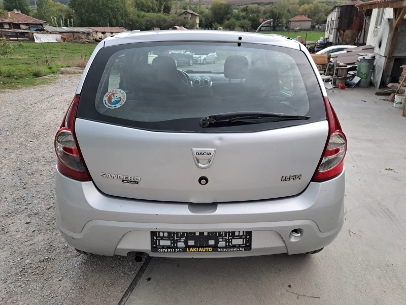 Dacia Sandero 1.4 бензин , снимка 5 - Автомобили и джипове - 47465400