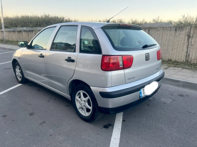 Seat Ibiza, снимка 9 - Автомобили и джипове - 47668842