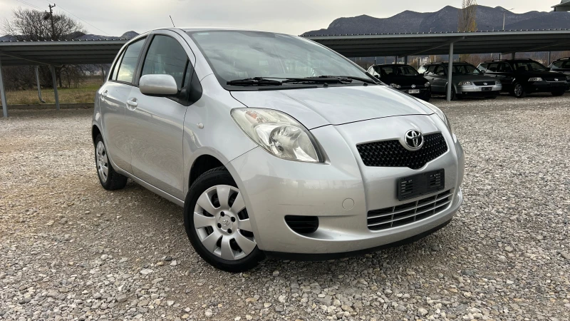 Toyota Yaris 1.0-69к.с.-ВНОС ИТАЛИЯ, снимка 1 - Автомобили и джипове - 48061643