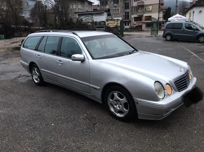 Mercedes-Benz E 320 320cdi, снимка 1 - Автомобили и джипове - 48643120