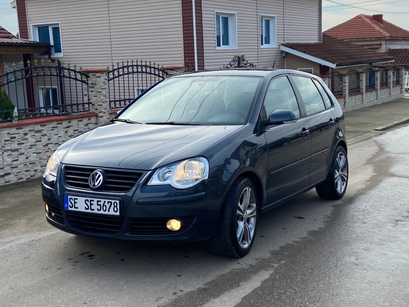 VW Polo, снимка 2 - Автомобили и джипове - 48895384