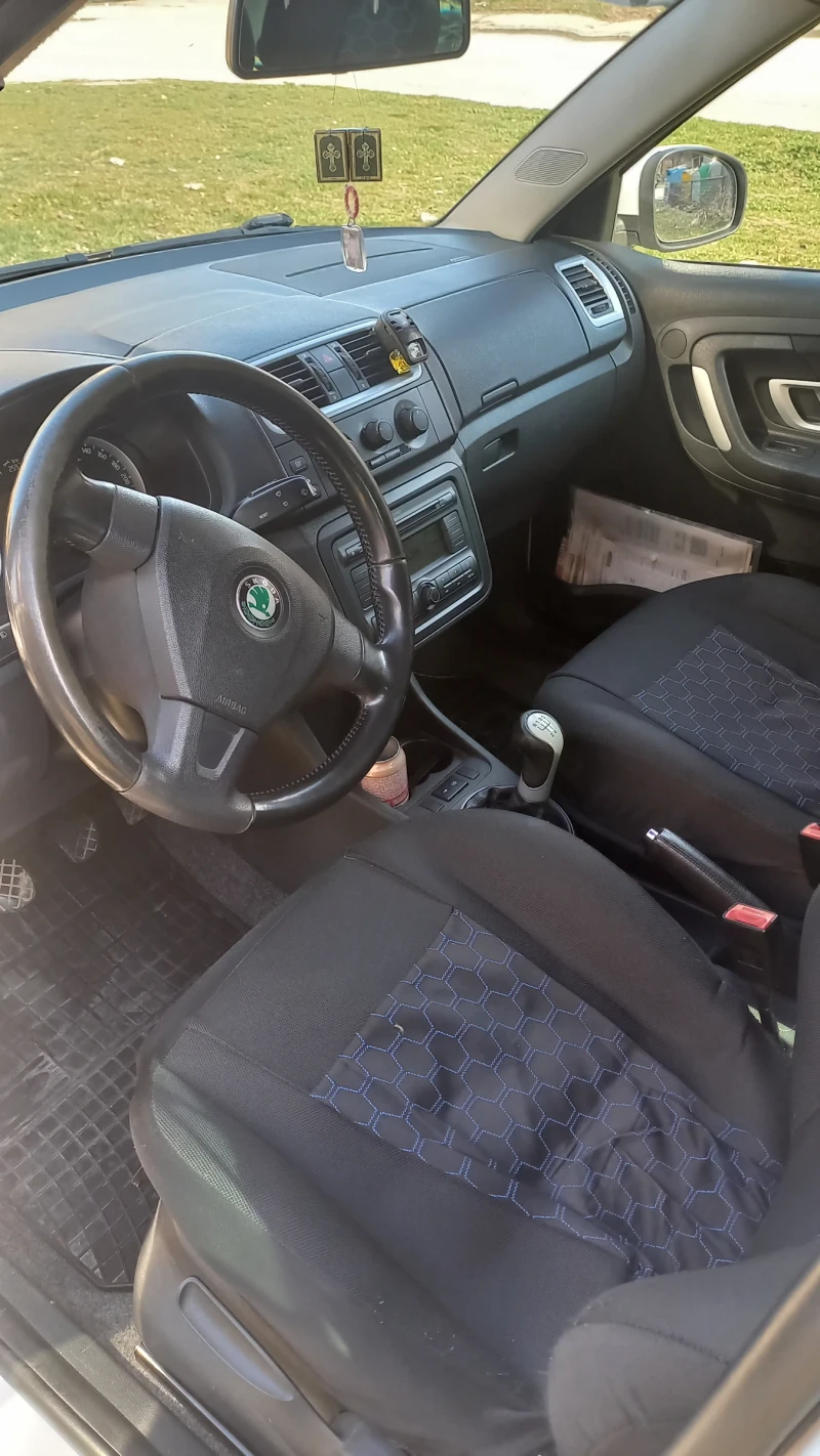 Skoda Fabia, снимка 2 - Автомобили и джипове - 49422228