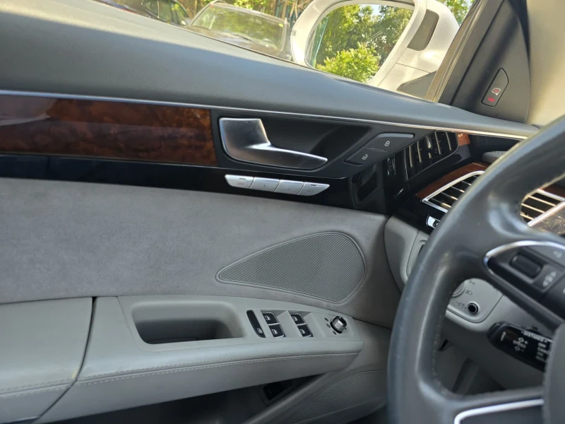 Audi A8  4.2 Германия, снимка 14 - Автомобили и джипове - 50550201