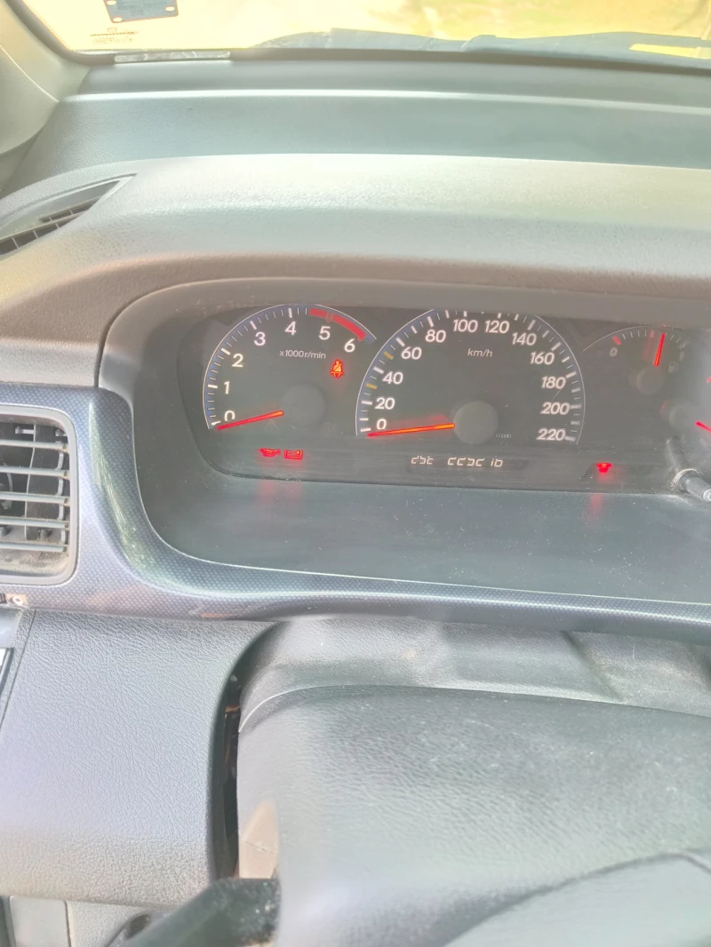 Honda Fr-v 2.2i-CTDi, снимка 8 - Автомобили и джипове - 52522180
