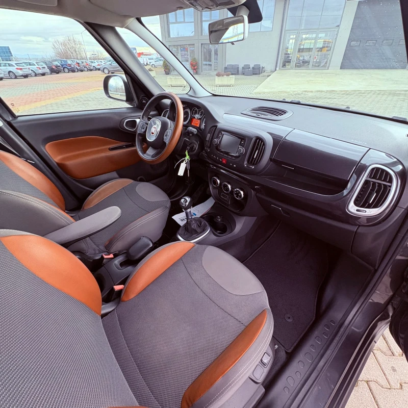 Fiat 500L Treckking, снимка 10 - Автомобили и джипове - 52447544