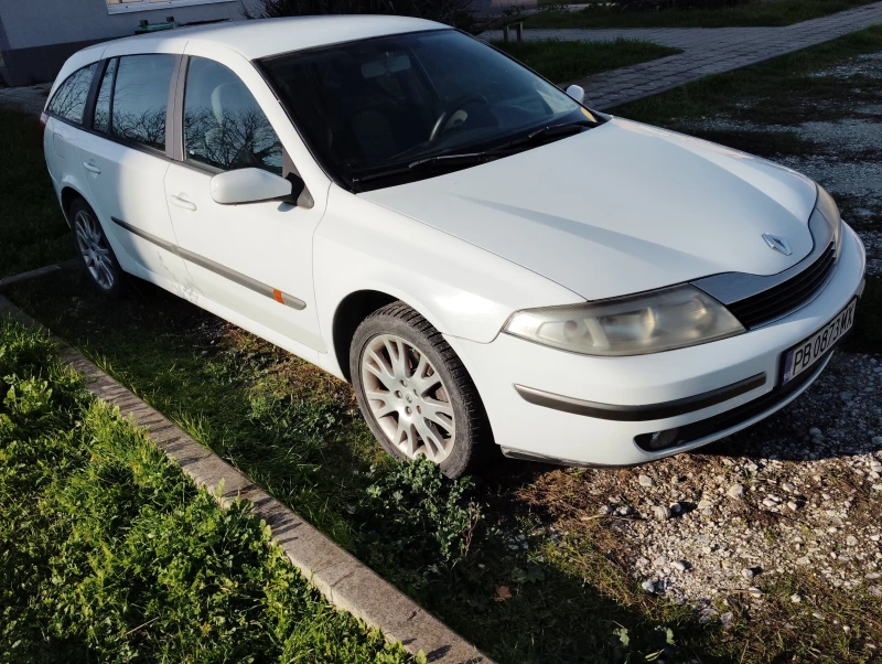 Renault Laguna, снимка 2 - Автомобили и джипове - 52845944