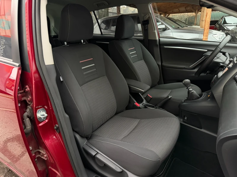 Toyota Verso 1.8I* СЕРВИЗНА КНИЖКА* ПЪЛНА  ИСТОРИЯ В ТОЙОТА, снимка 13 - Автомобили и джипове - 53424740