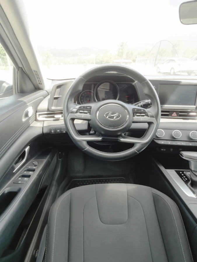 Hyundai Elantra EXL 2021.г Перфектна, снимка 5 - Автомобили и джипове - 55175423