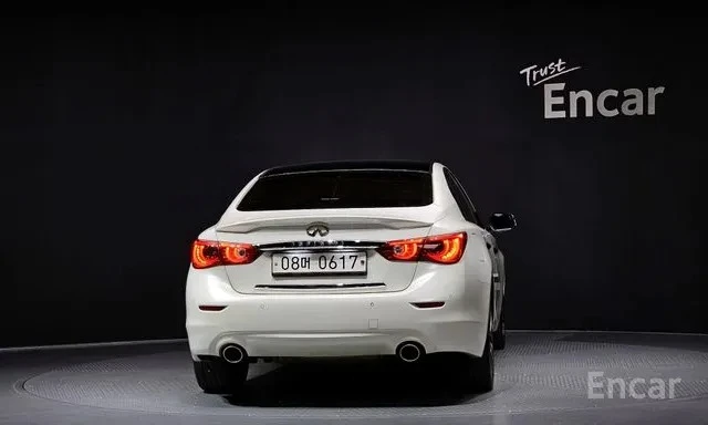Infiniti Q50 * 2 КЛЮЧА * ПОДГРЕВ * ШИБИДАХ * , снимка 4 - Автомобили и джипове - 55409203