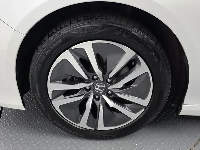 Honda Accord 2.0 Hybrid Touring, снимка 5 - Автомобили и джипове - 55699961