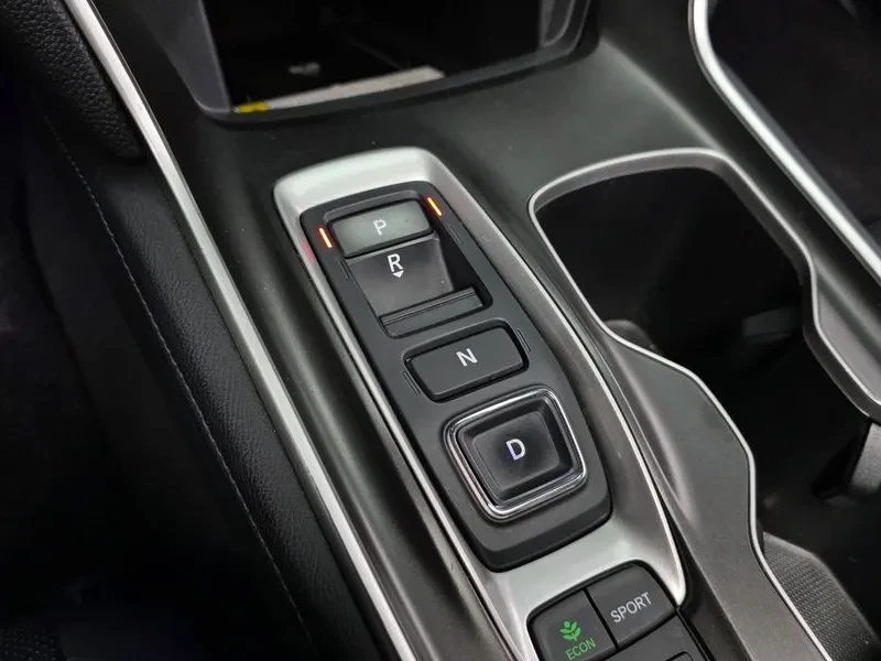 Honda Accord 2.0 Hybrid Touring, снимка 9 - Автомобили и джипове - 55699961