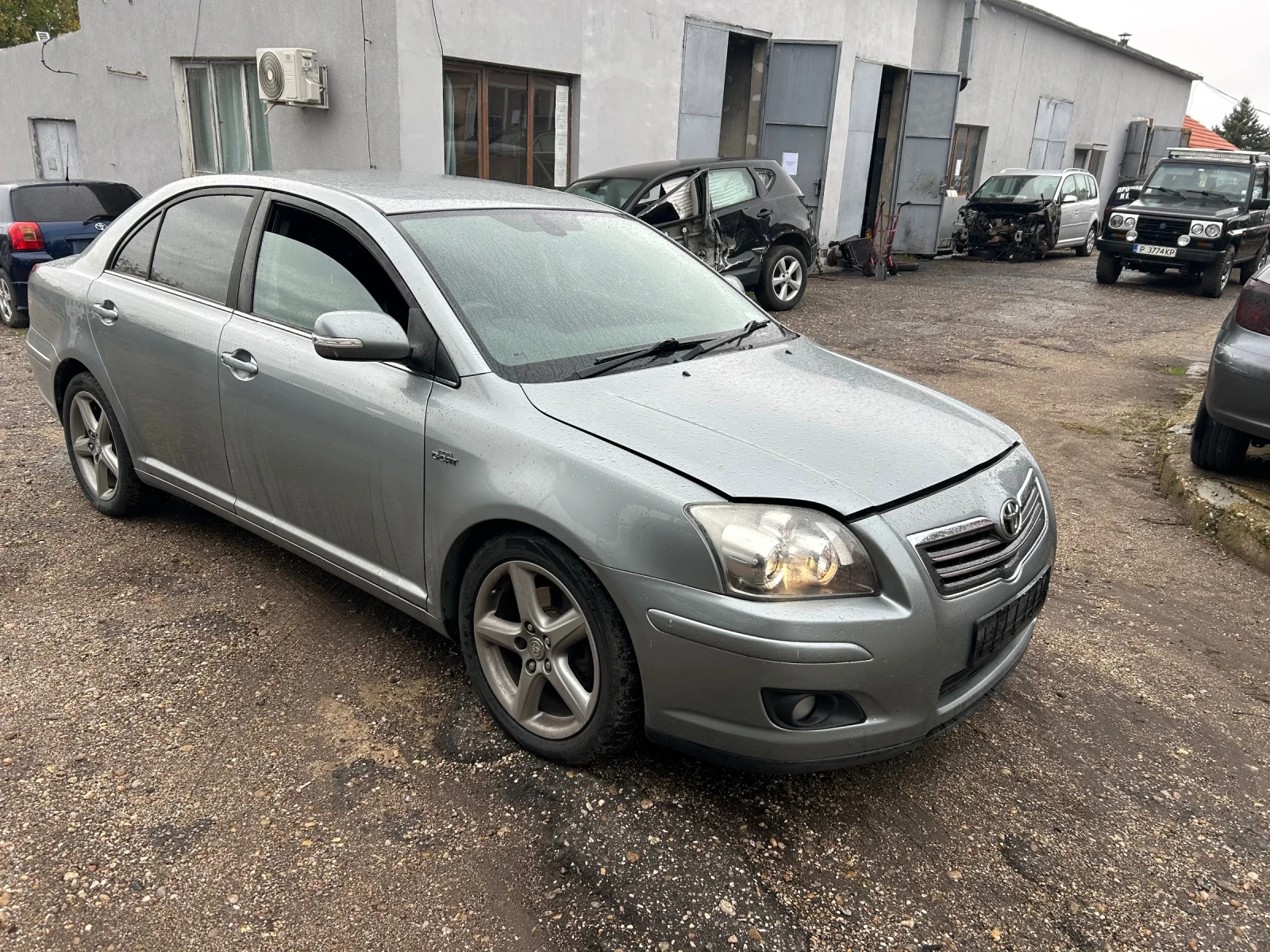 Toyota Avensis 2.2DCAT 177кс. FACE - изображение 2