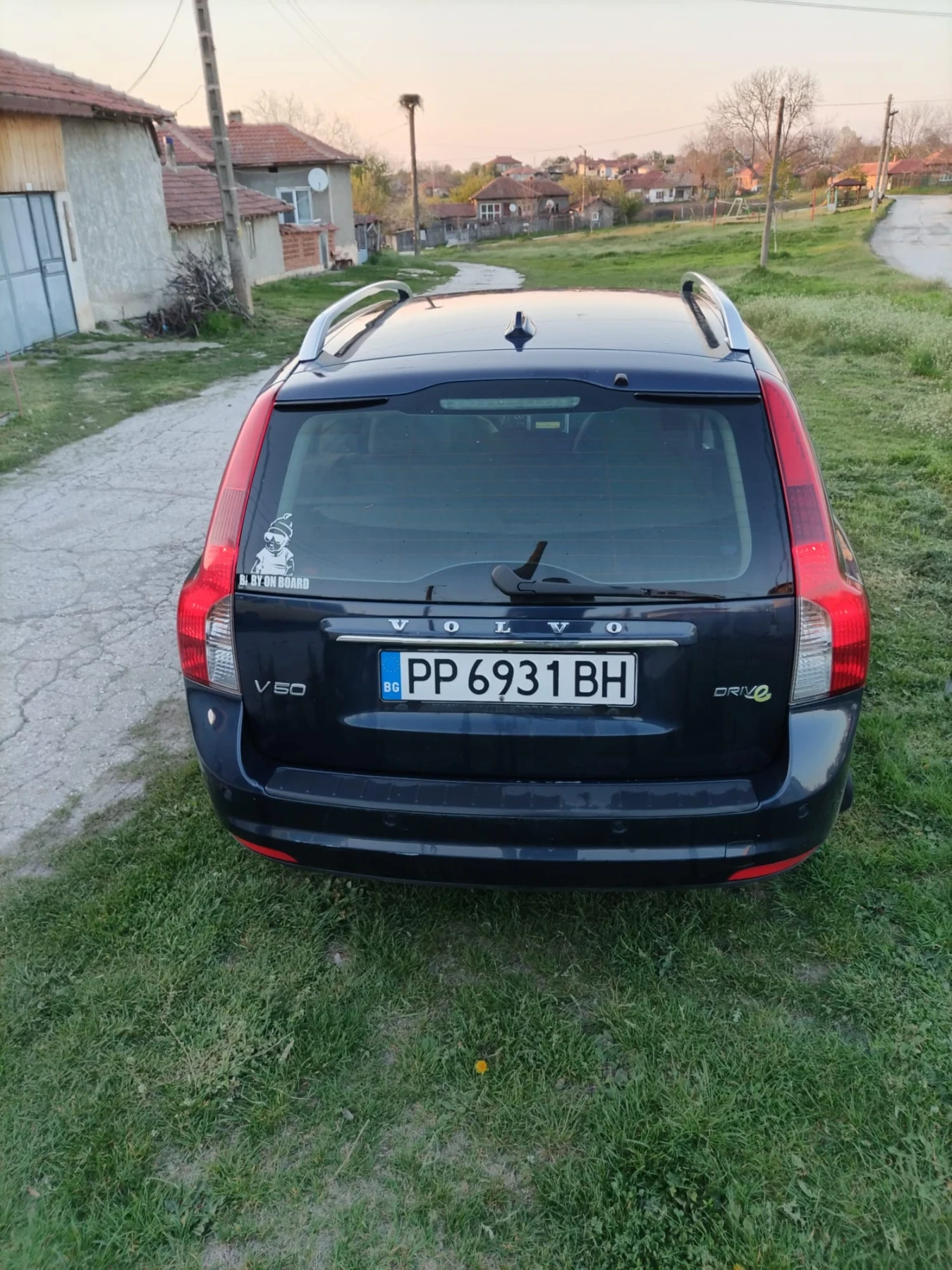Volvo V50  - изображение 7