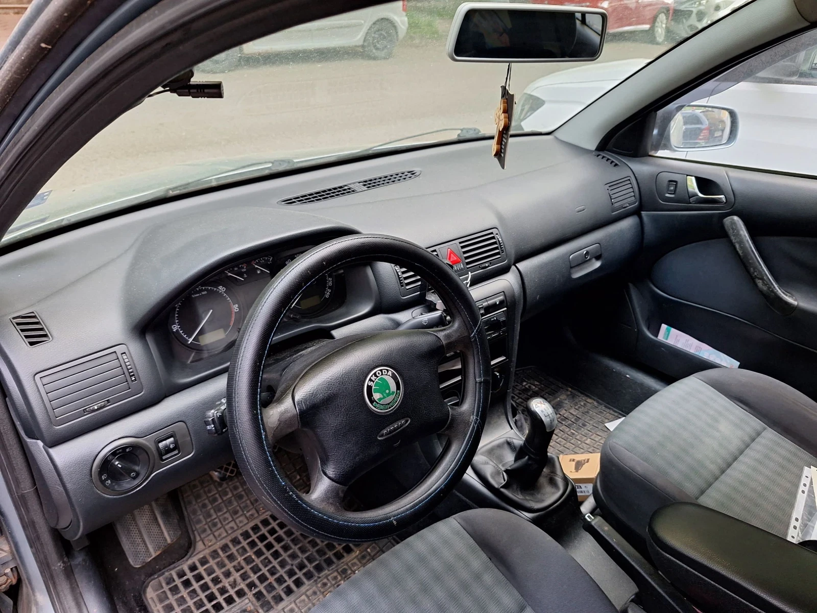 Skoda Octavia 1.9 tdi - изображение 3