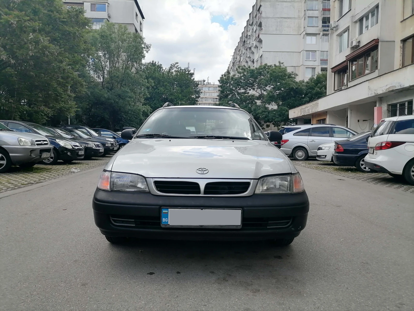 Toyota Carina E - изображение 3