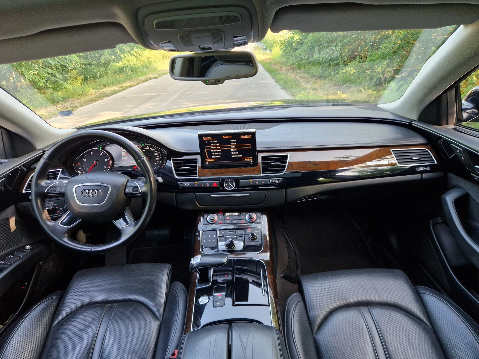 Audi A8 Long 3xTV Full  - изображение 9