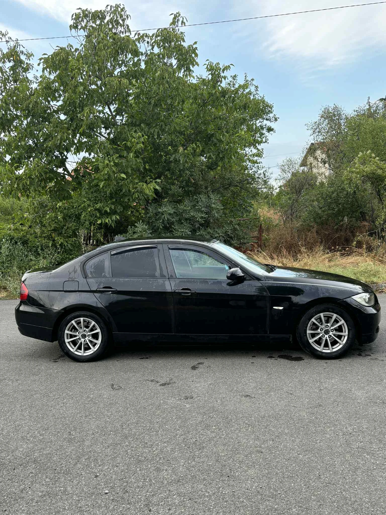 BMW 320 е90 - изображение 3