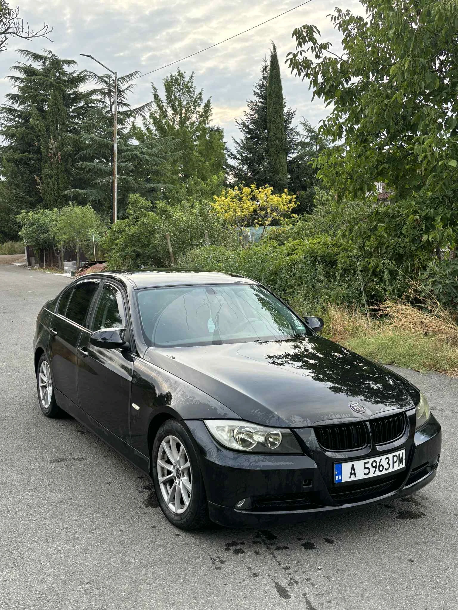 BMW 320 е90 - изображение 2