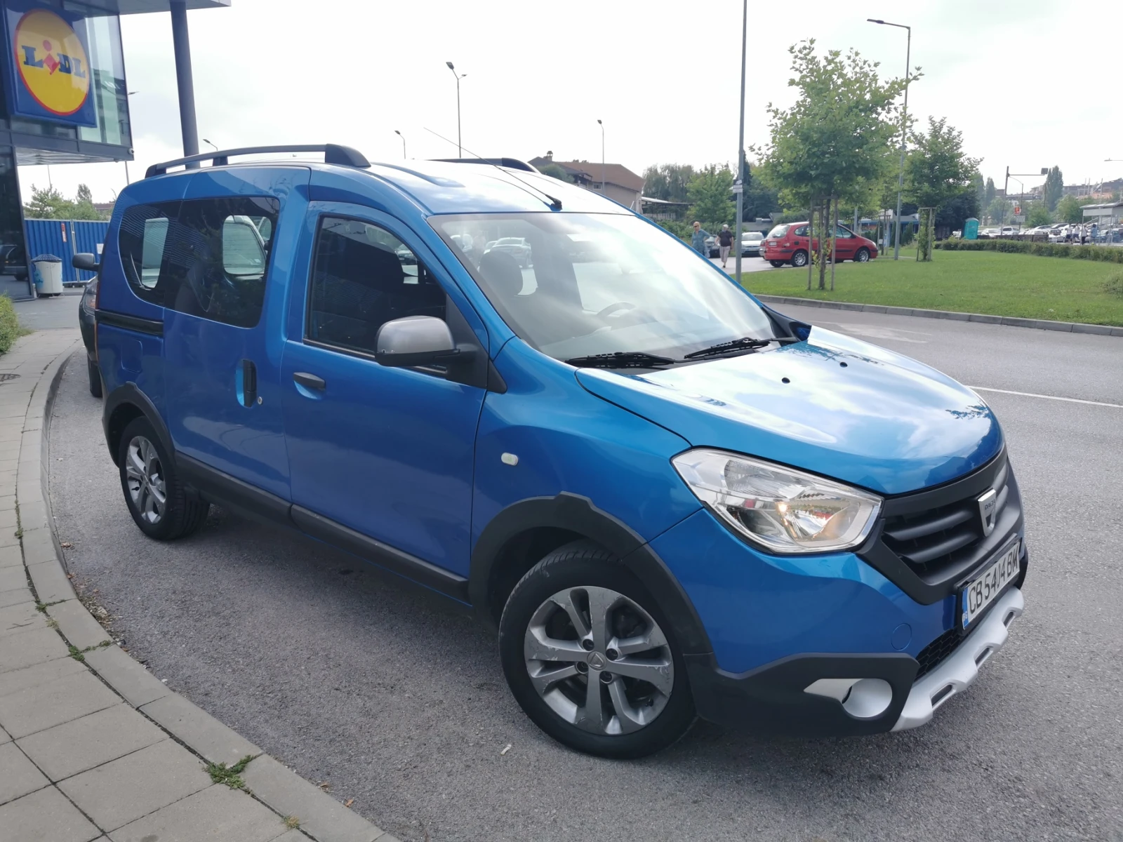 Dacia Dokker STEPWEY 1.5 DCi - изображение 2