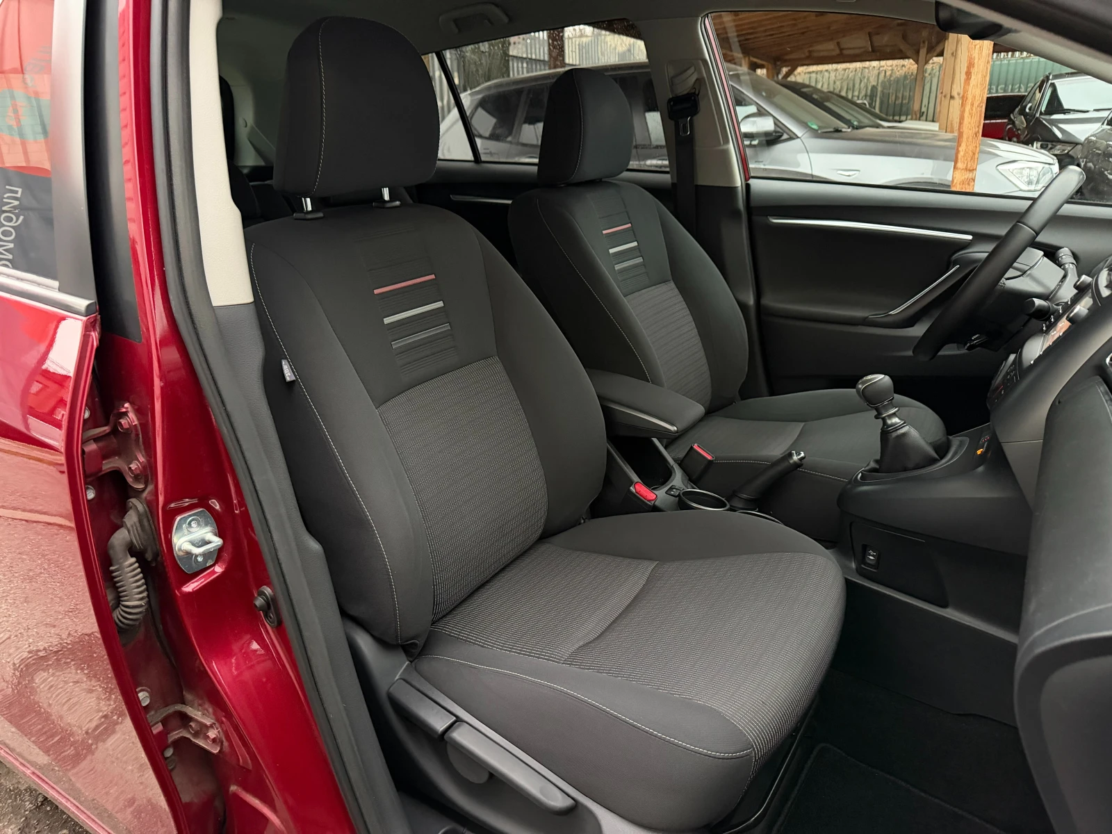 Toyota Verso 1.8I* �������� ������* �����  ������� � ������ | Mobile.bg � ����������� 13