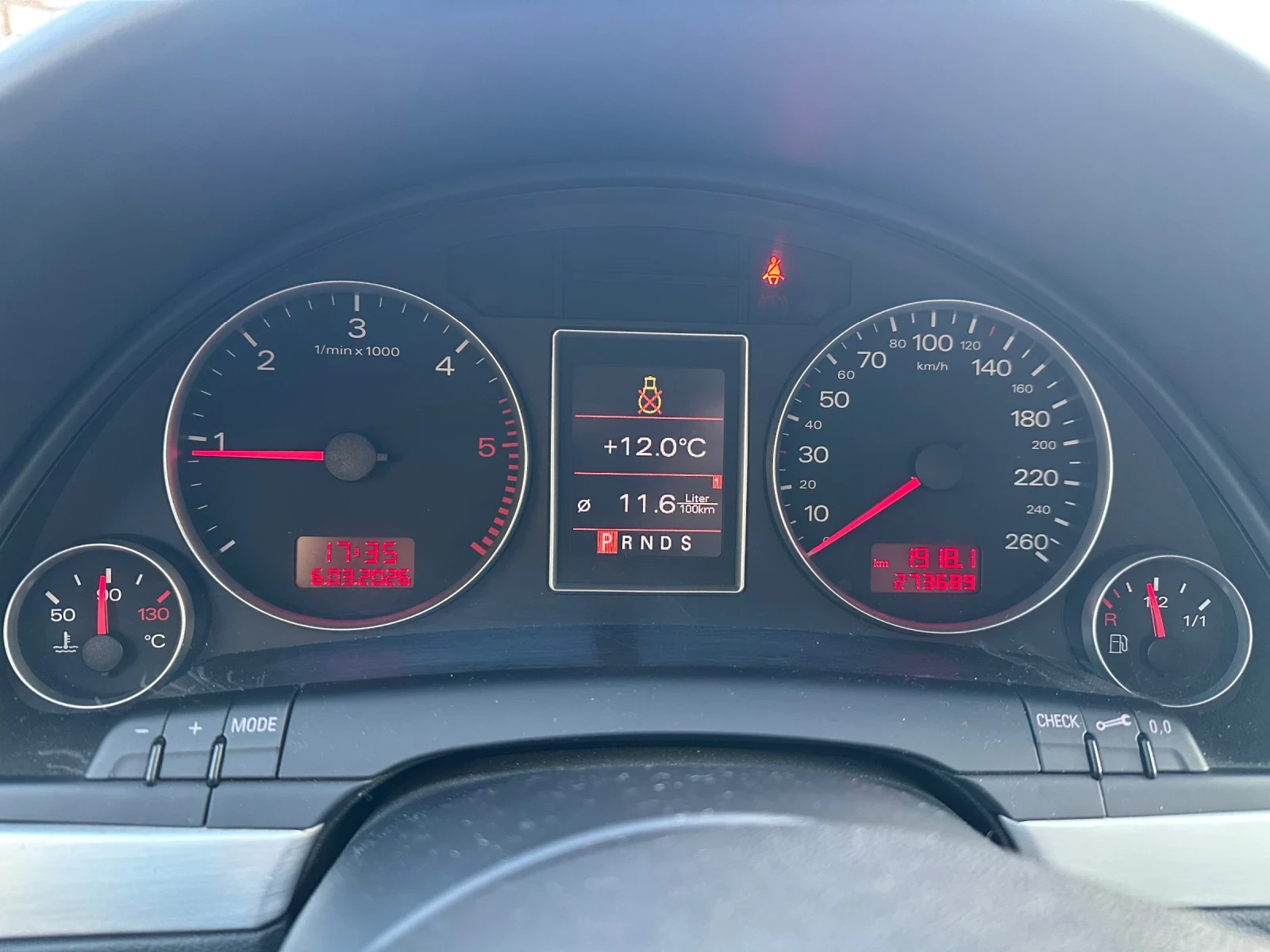 Audi A4, снимка 9 - Автомобили и джипове - 53776101