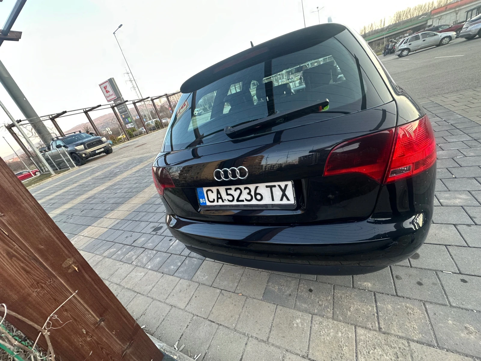 Audi A4, снимка 6 - Автомобили и джипове - 53776101