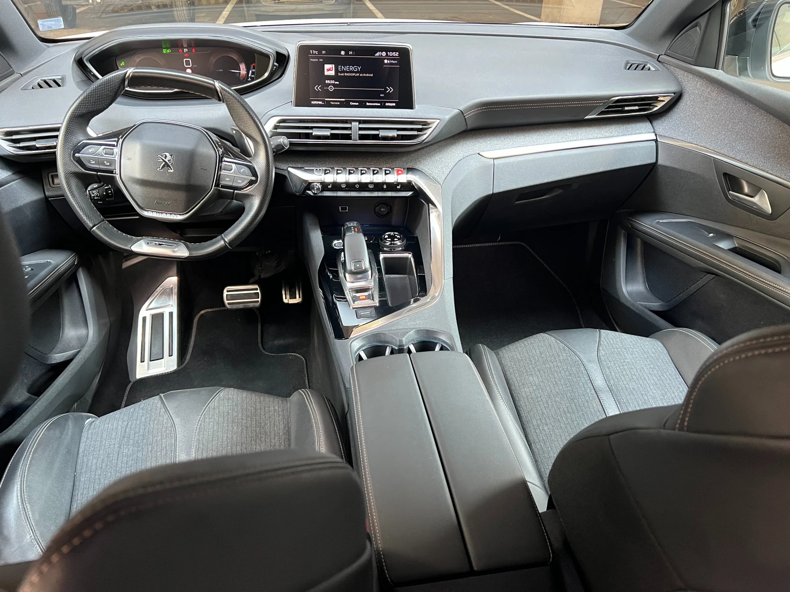 Peugeot 5008 GT LINE 1.5 BlueHDI 130 ЕАТ8 E6.2, снимка 13 - Автомобили и джипове - 53873816