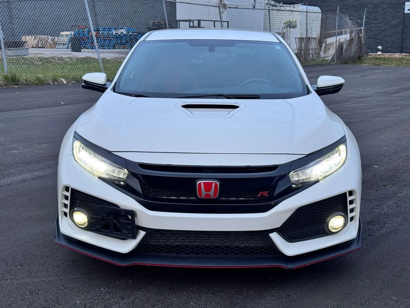 Honda Civic Type R manual С РЕГИСТРАЦИЯ & АВТО КРЕДИТ , снимка 2 - Автомобили и джипове - 53907734
