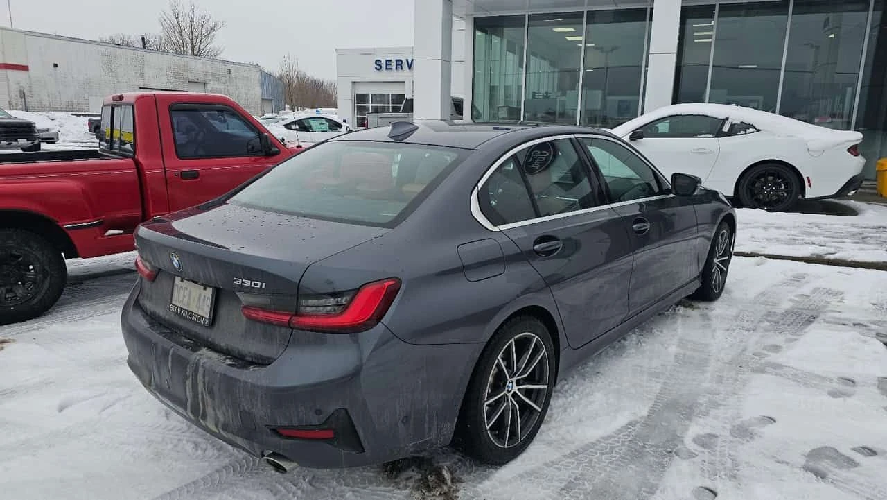 BMW 330 * 330i xDrive * CARFAX * ЦЕНА ДО БГ, снимка 3 - Автомобили и джипове - 53946487