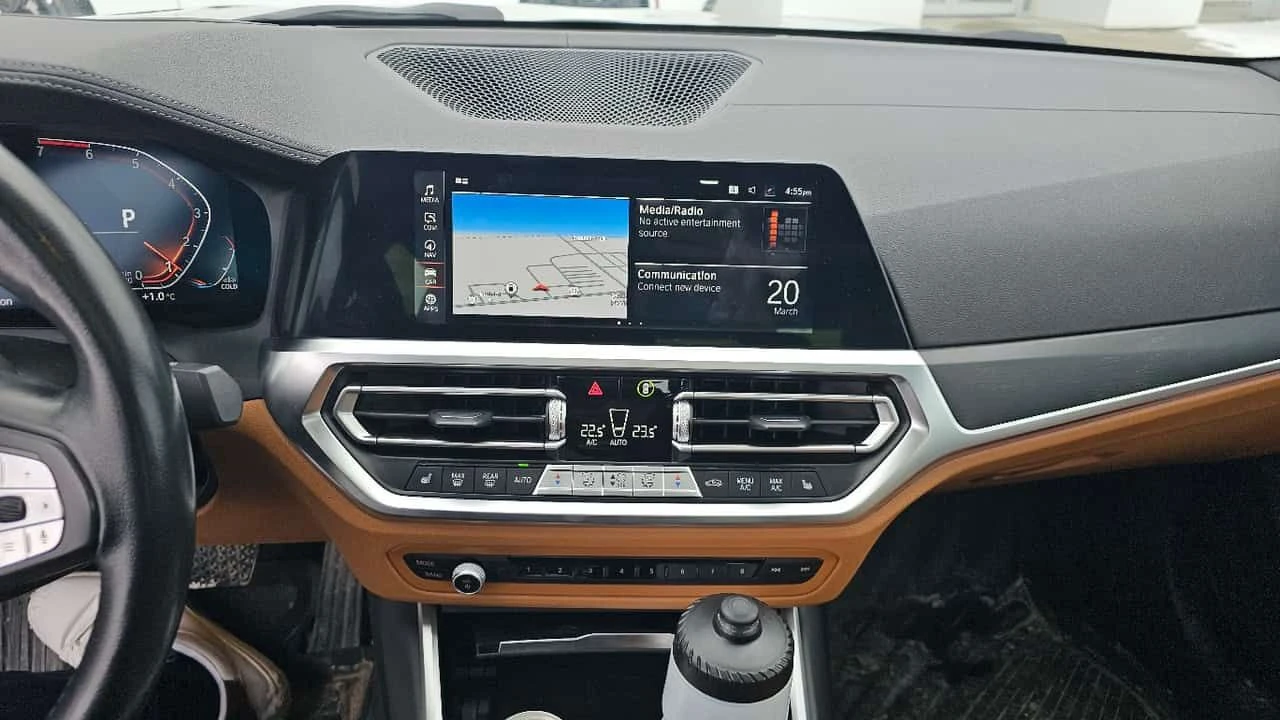 BMW 330 * 330i xDrive * CARFAX * ЦЕНА ДО БГ, снимка 9 - Автомобили и джипове - 53946487