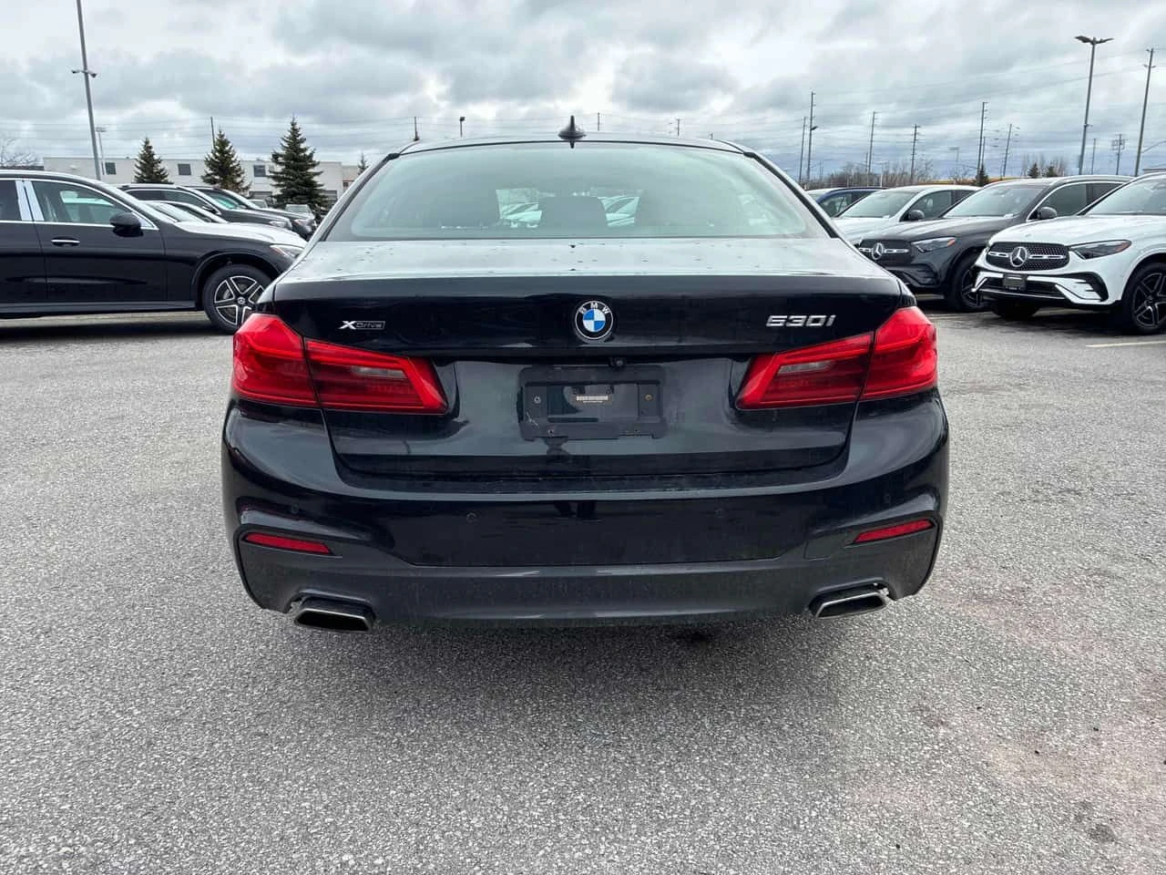 BMW 530 i xDrive/360 КАМЕРИ/ОТ ПРЕДСТАВИТЕЛСТВО, снимка 5 - Автомобили и джипове - 54057712