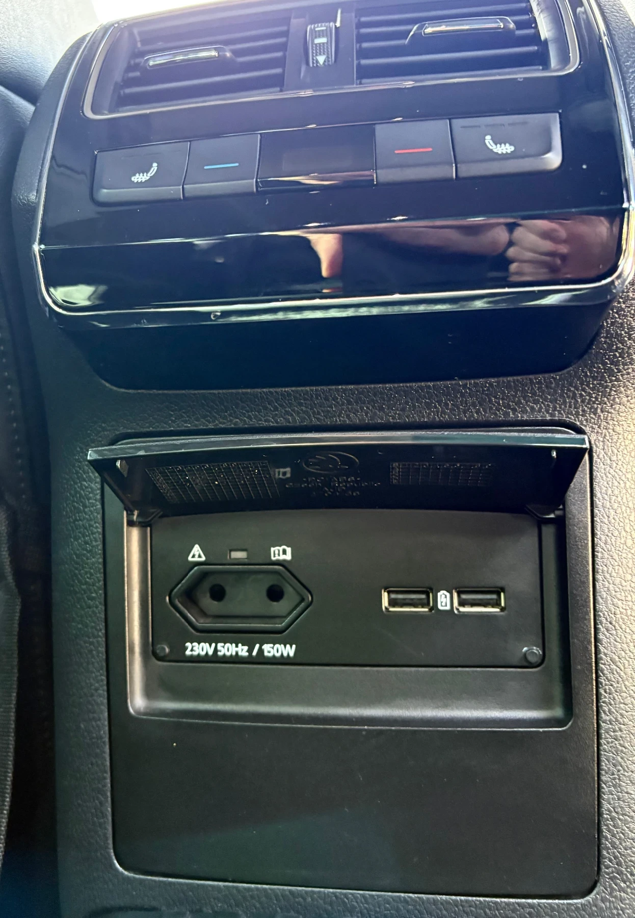 Skoda Superb Laurin & Klement  , снимка 14 - Автомобили и джипове - 54391011