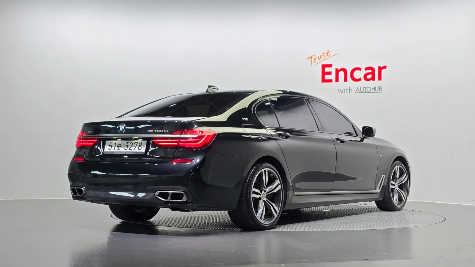 BMW 760 L V12 xDrive * TOP FULL , снимка 2 - Автомобили и джипове - 55472084