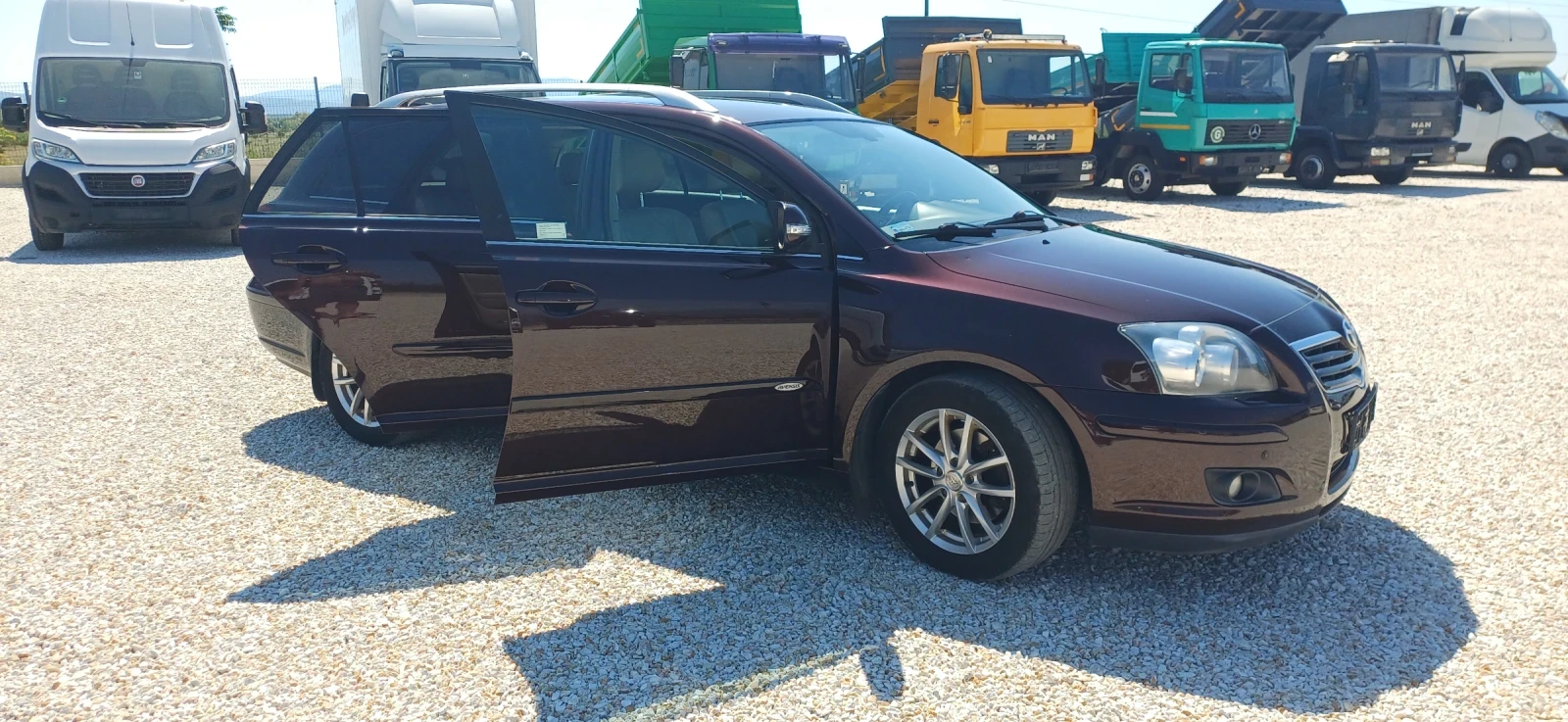 Toyota Avensis, снимка 2 - Автомобили и джипове - 55567222