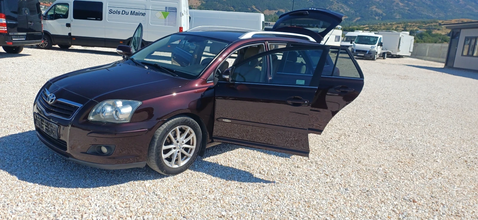Toyota Avensis, снимка 5 - Автомобили и джипове - 55567222