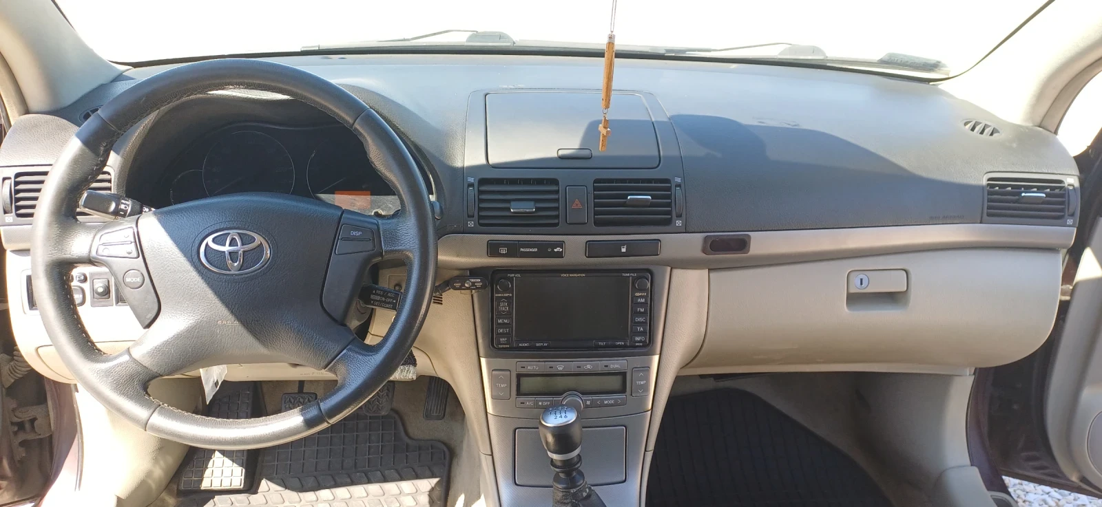 Toyota Avensis, снимка 7 - Автомобили и джипове - 55567222