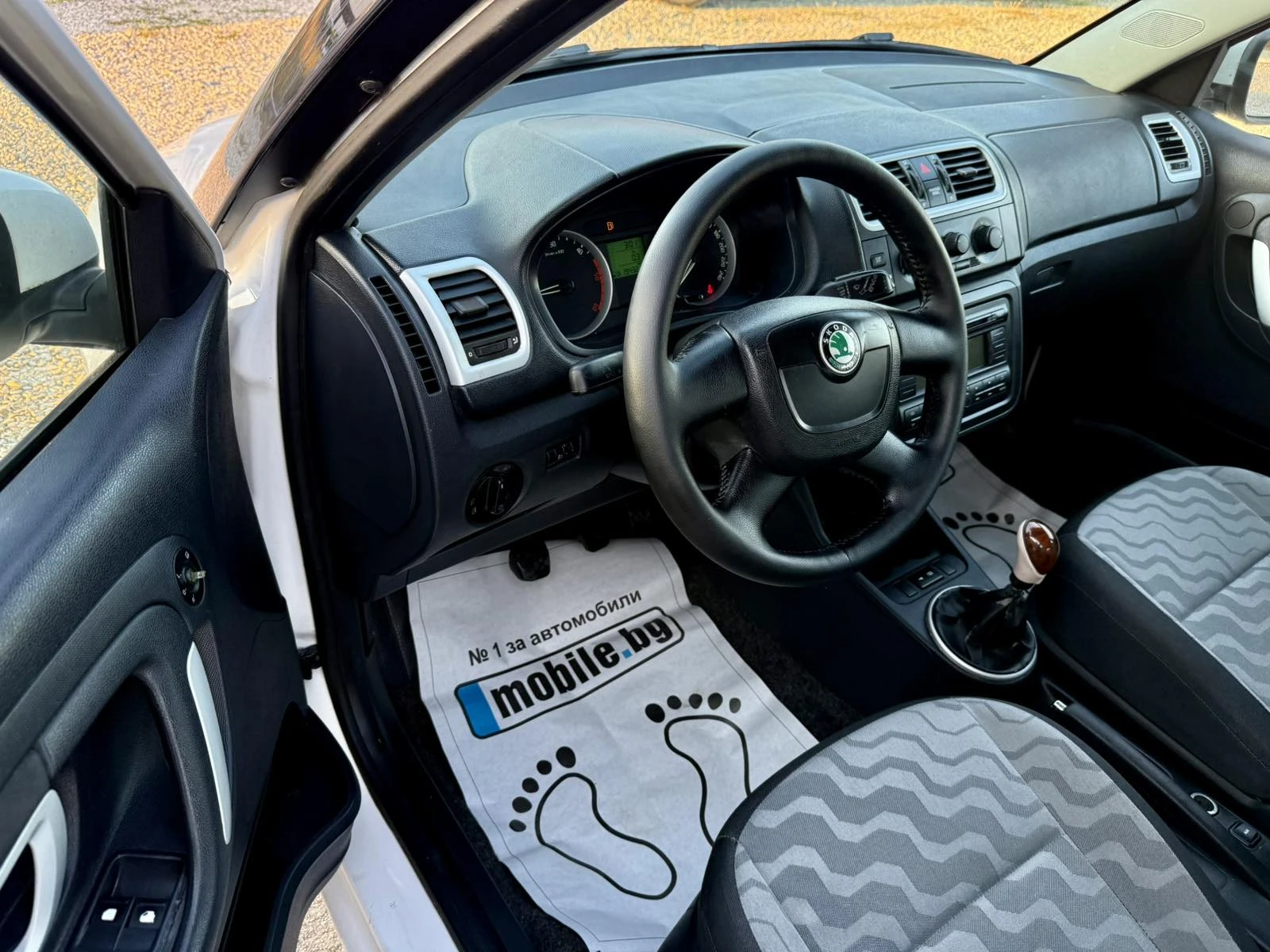 Skoda Fabia 1.4TDI Italia, снимка 12 - Автомобили и джипове - 55568345