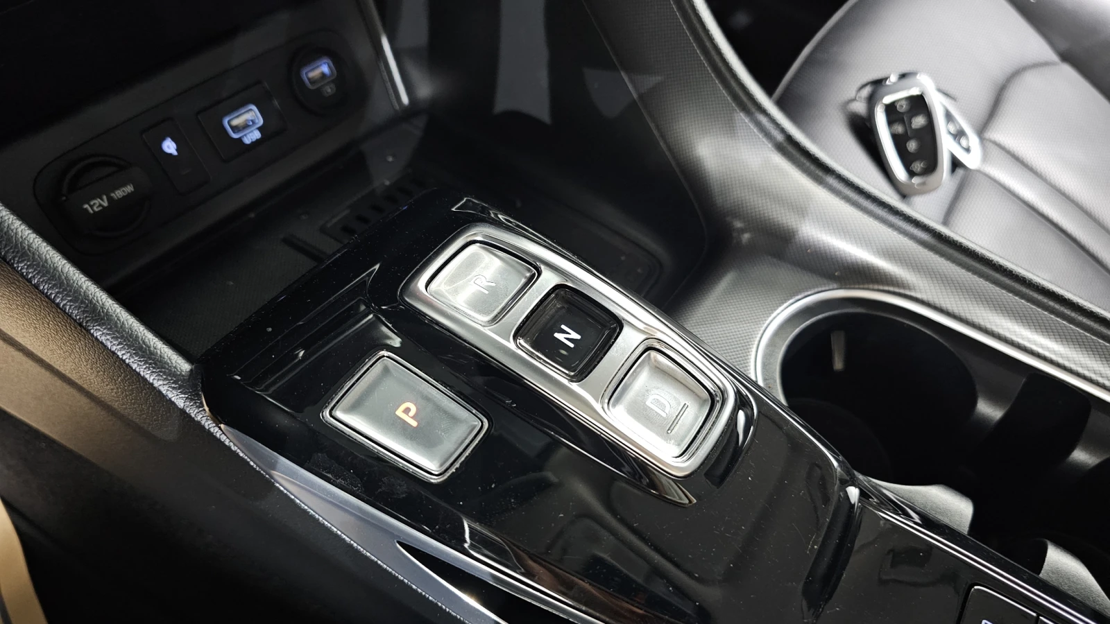 Hyundai Sonata Family* BLIND SPOT* ПОДГРЕВ ВОЛАН* КРАЙНА ЦЕНА, снимка 9 - Автомобили и джипове - 55594502