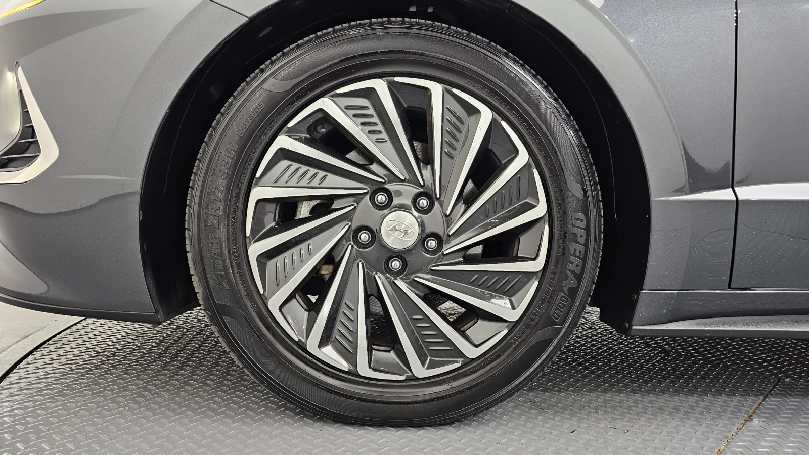 Hyundai Sonata Family* BLIND SPOT* ПОДГРЕВ ВОЛАН* КРАЙНА ЦЕНА, снимка 5 - Автомобили и джипове - 55594502