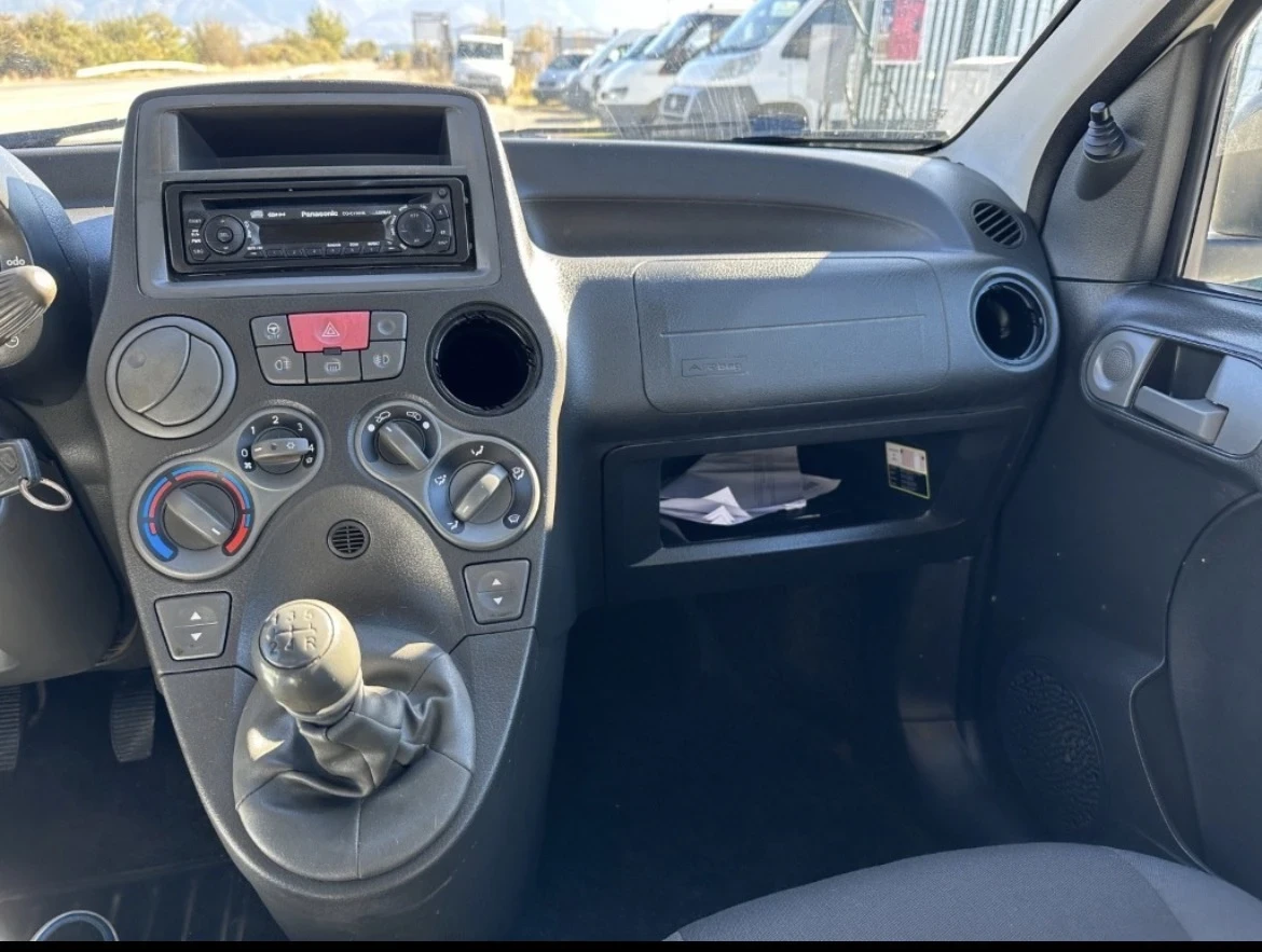 Fiat Panda, снимка 14 - Автомобили и джипове - 55707461