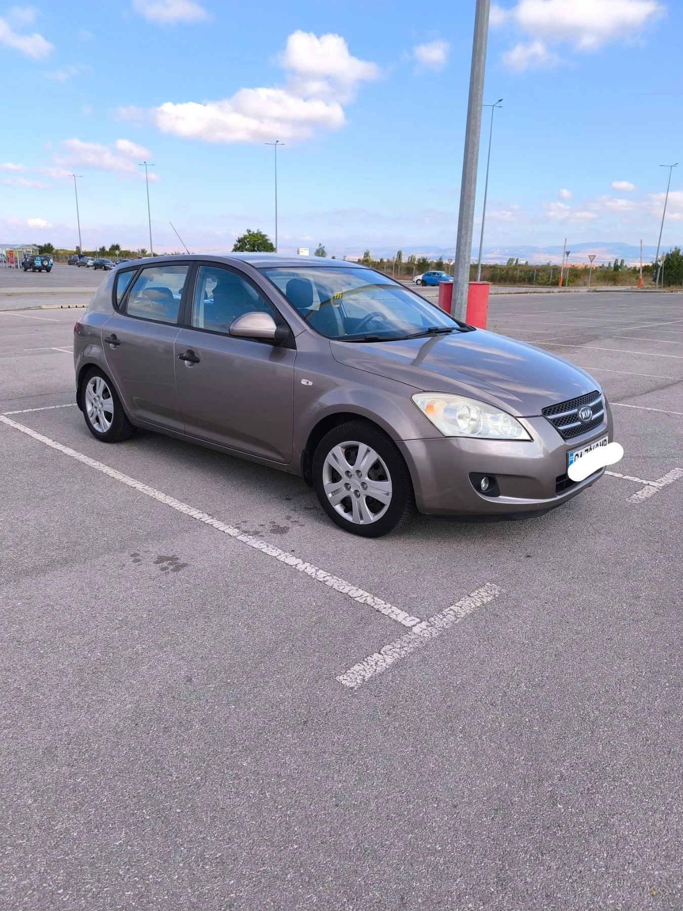Kia Ceed, снимка 2 - Автомобили и джипове - 56054828